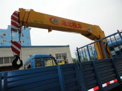 張家界隨車吊采購(gòu)指南 廠家、供應(yīng)商、報(bào)價(jià)與資料查詢